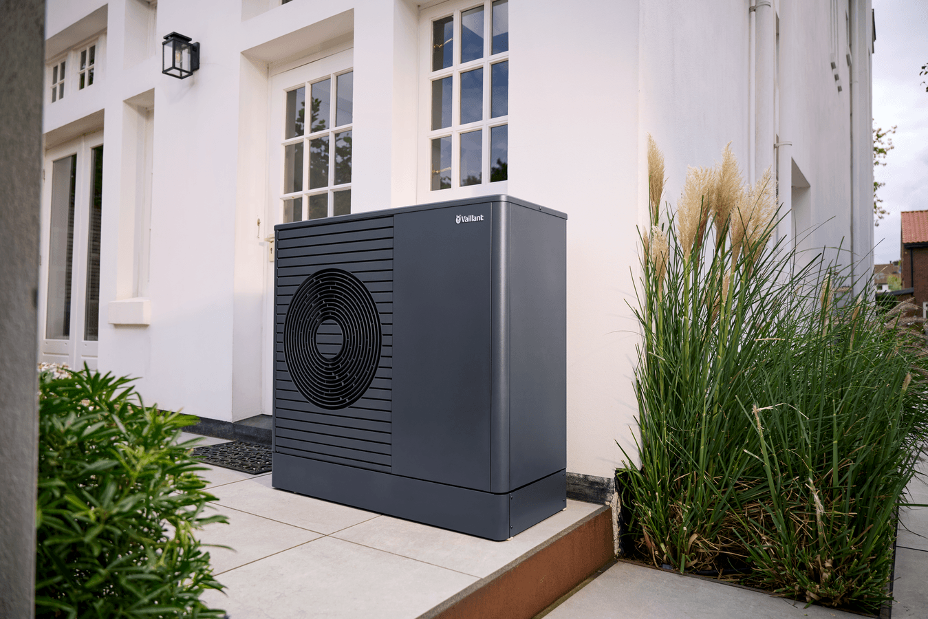 aroTHERM plus