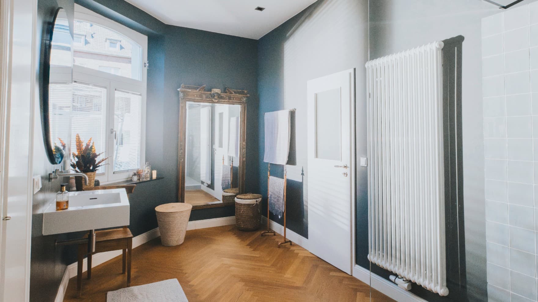 Baie cu radiator traditional