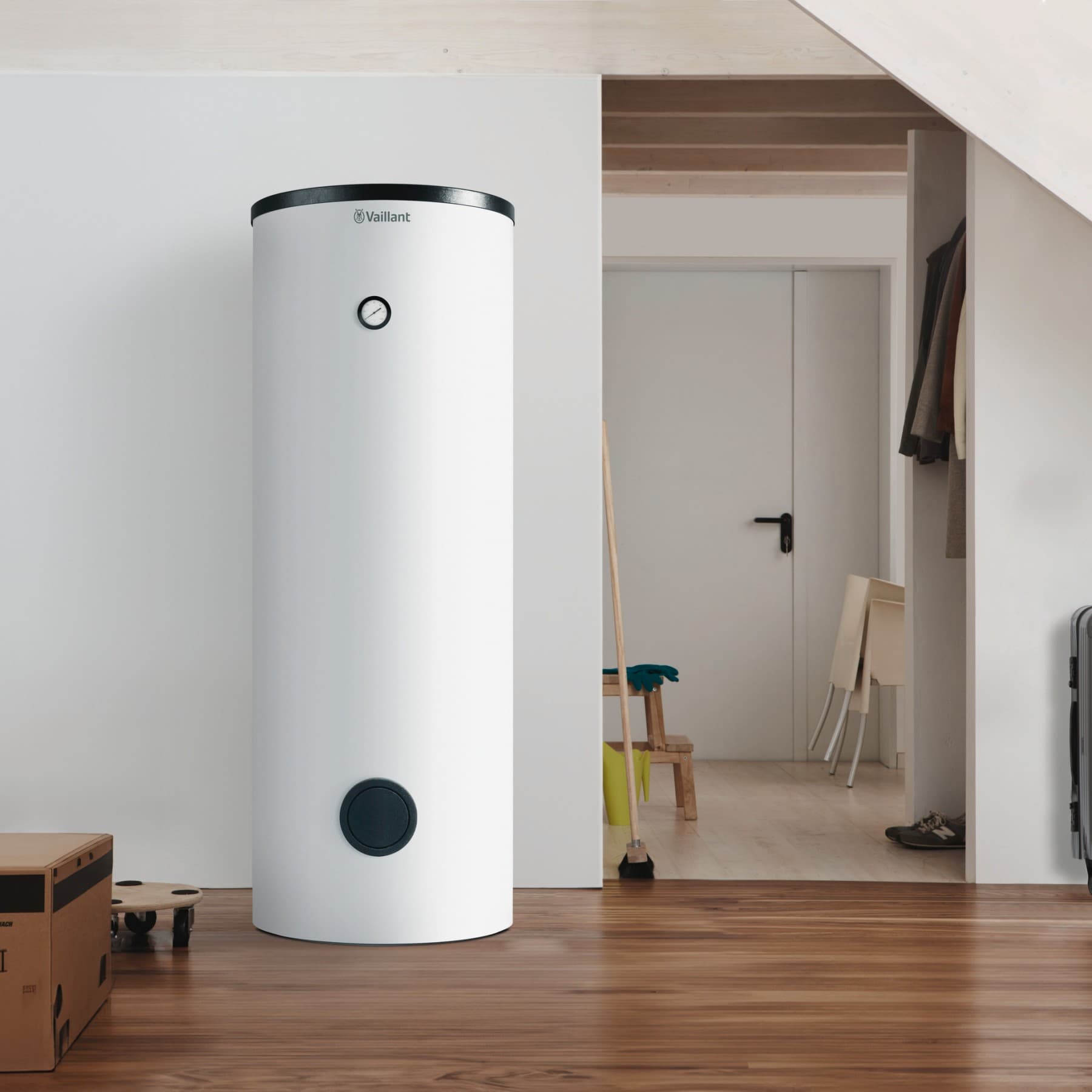 Un boiler uniSTOR intr-o camera de serviciu